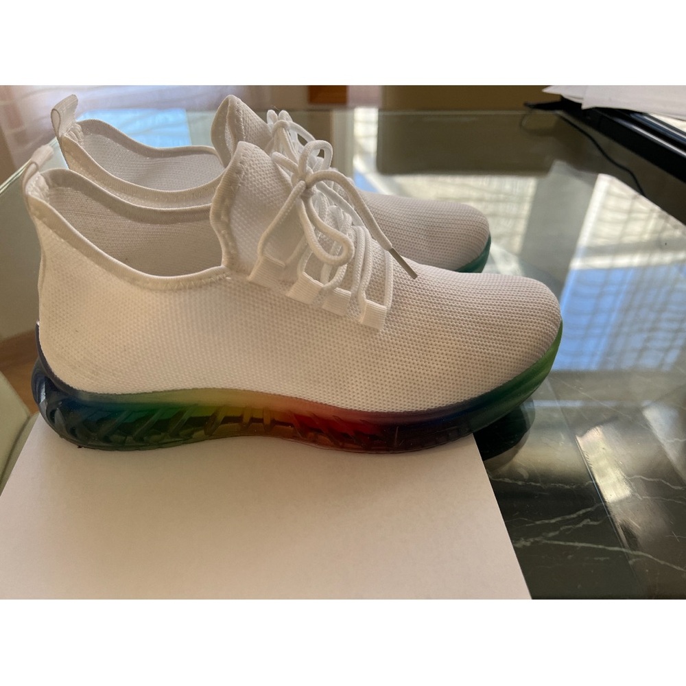 Epicstep Sneakers new size 9